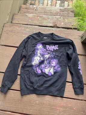 Bratz Graphic Crewneck Sweatshirt - Black & Purple